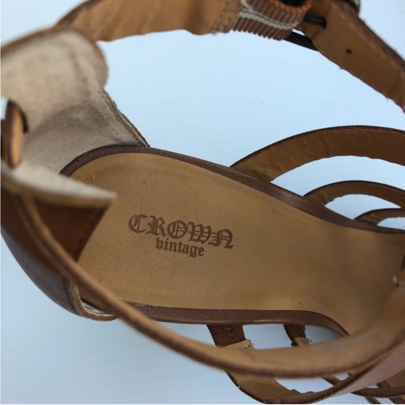 Crown Vintage Siri  Brown Strappy Sandals size 10 tan stacked heel - Picture 7 of 16